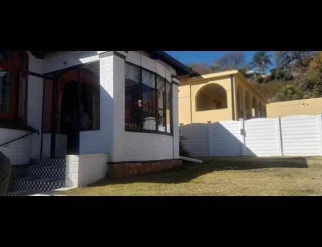 3 BEDROOM HOUSE FOR SALE IN KENSINGTON